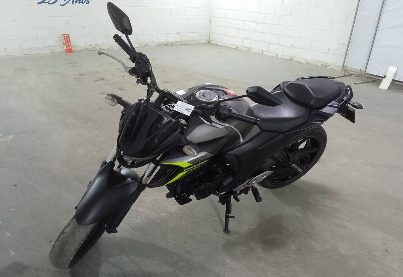 YAMAHA FZ25 Fazer 250 ABS YAMAHA FZ25 Fazer 250 ABS