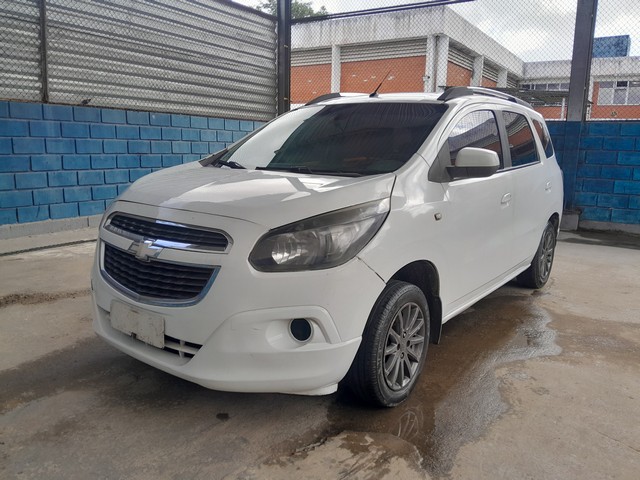 CHEVROLET SPIN 1.8L MT LTZ 2014 CHEVROLET SPIN 1.8L MT LTZ 2014