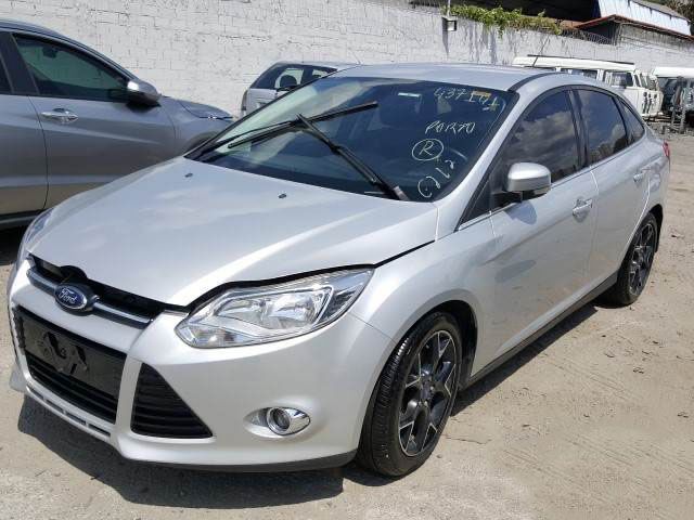 FORD  FOCUS SEDAN FORD  FOCUS SEDAN