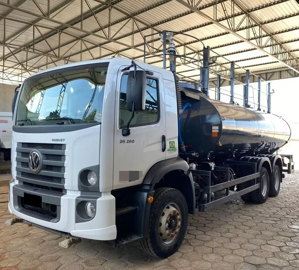 Caminhão Volkswagen 26.260 Robust 6x4 Pipa 2021 Caminhão Volkswagen 26.260 Robust 6x4 Pipa 2021