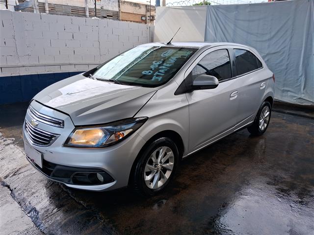 CHEVROLET ONIX 1.4MT LTZ CHEVROLET ONIX 1.4MT LTZ
